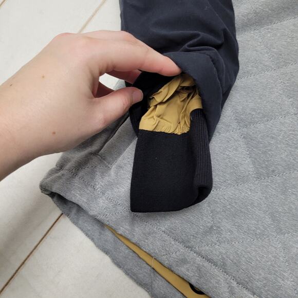 Body Glove Ruby quilted colorblock snow jacket coat - Picture 4 of 11